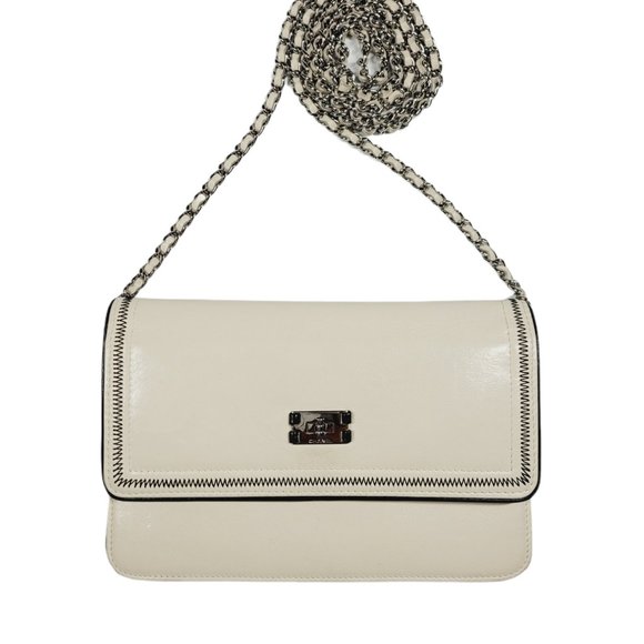 Chanel Wallet on a Chain | Cream Clutch - Picture 2 of 9